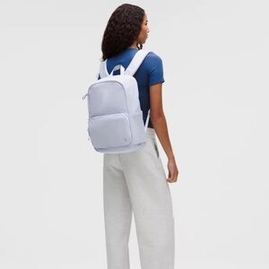 Lululemon Everywhere Backpack 22L- Serene Blue/Sheer Oak